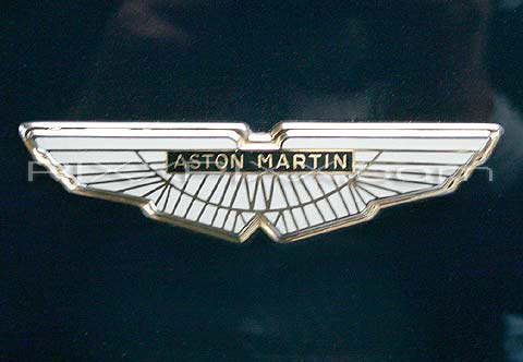 11-06683s Aston Martin DBS V8